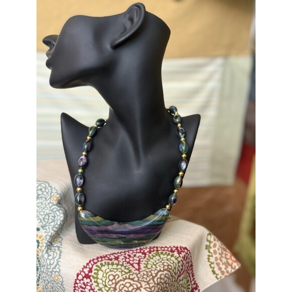 Vintage Purple & Blue Necklace Hang On The Upper Chest Acrylic - Picture 9 of 10